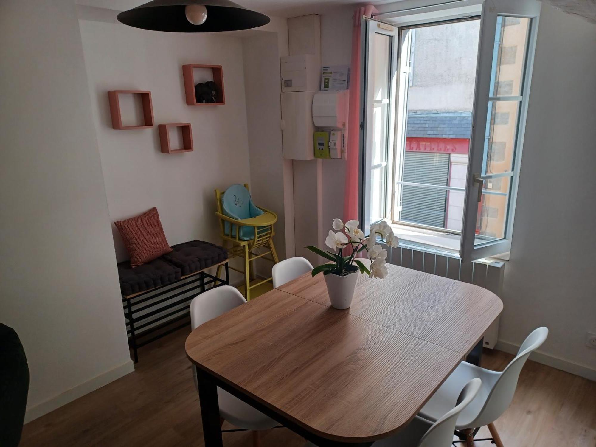 Duplex Cosy Et Douillet Daire Ernée Dış mekan fotoğraf